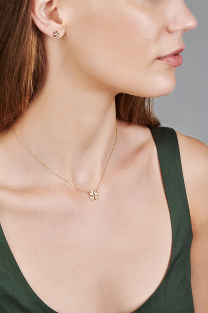 Lucky Love Gold Necklace with Emerald